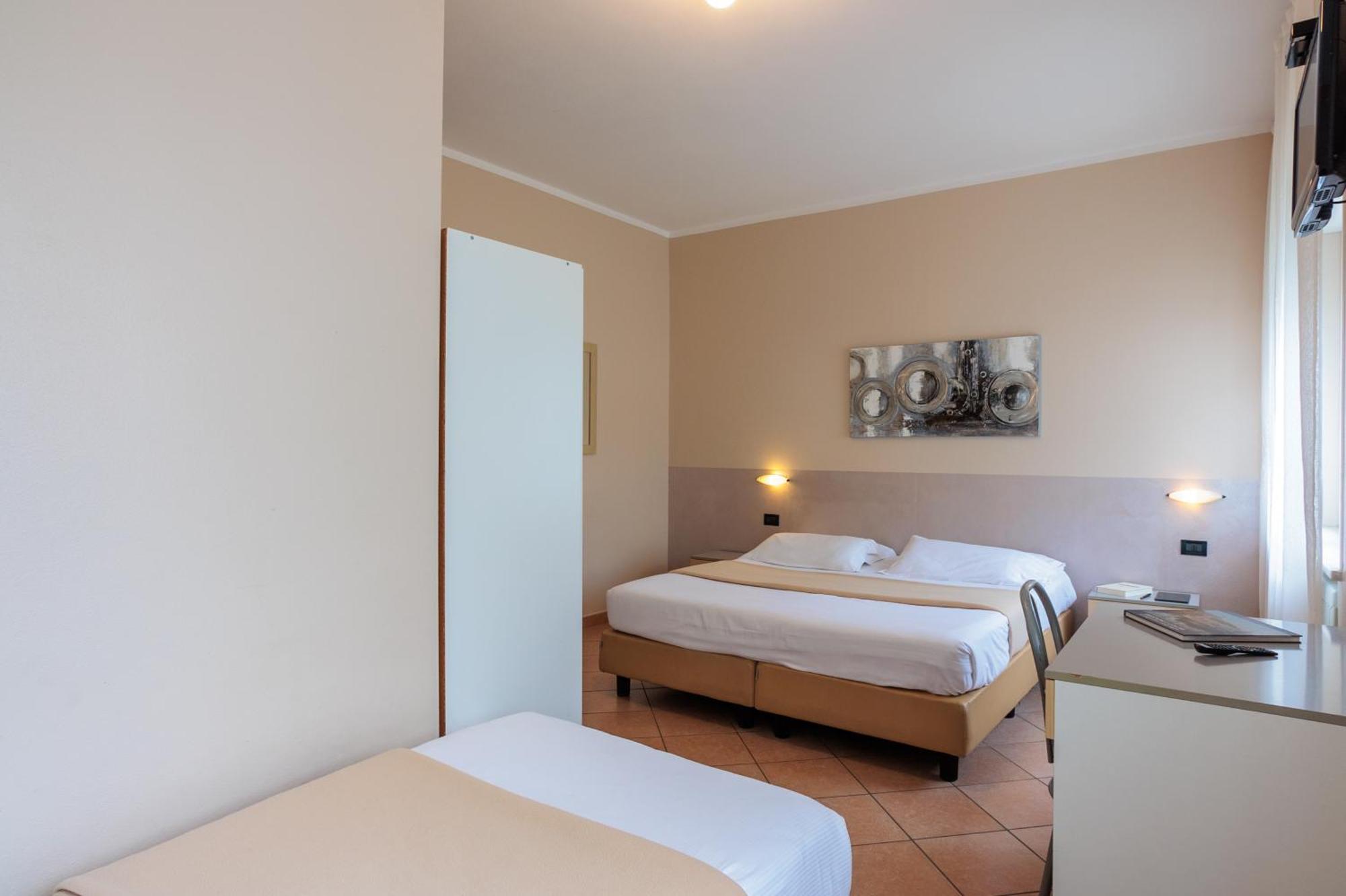 Bed and Breakfast Al Centro Verbania Exterior foto
